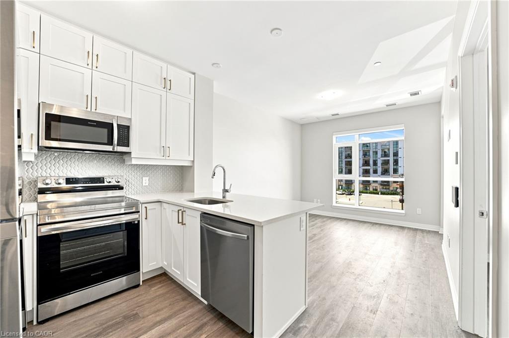 312-470 Gordon Krantz Avenue Property Photo 10