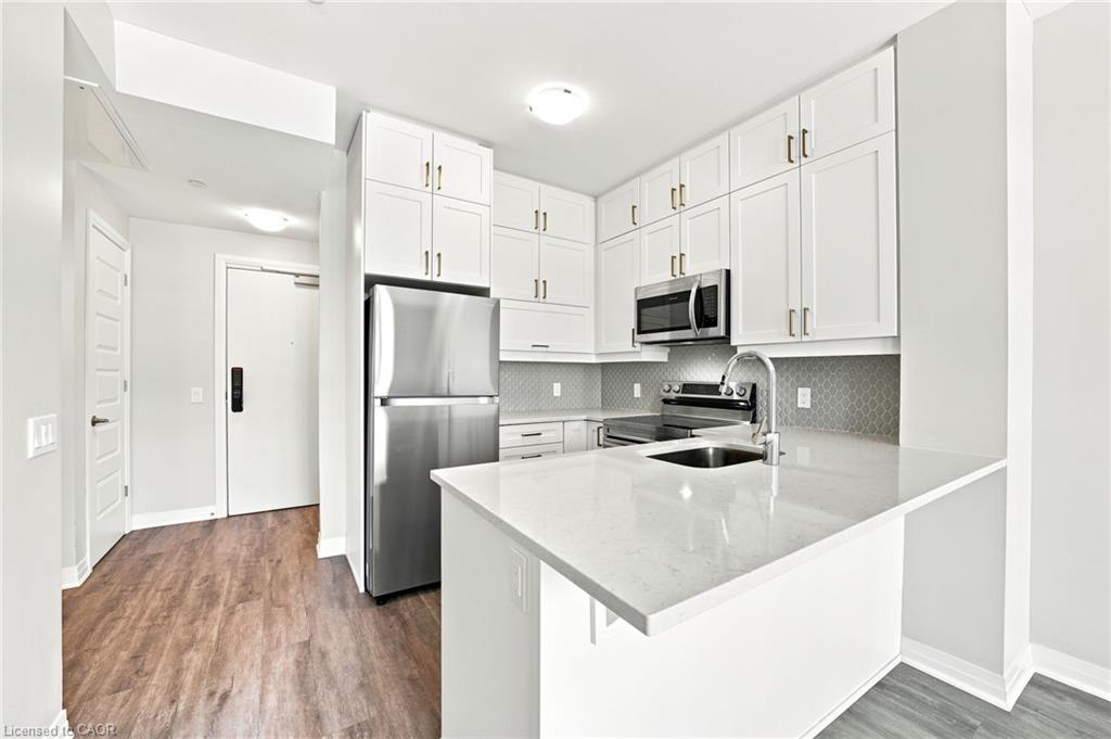 312-470 Gordon Krantz Avenue Property Photo 11