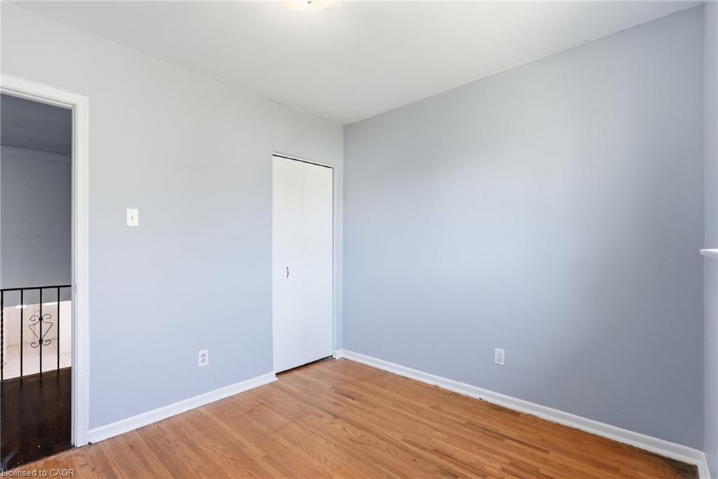 2469 Padstow Crescent Property Photo 21