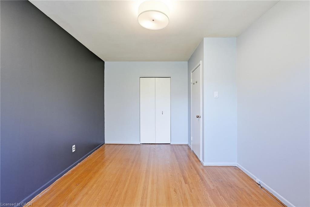 2469 Padstow Crescent Property Photo 26