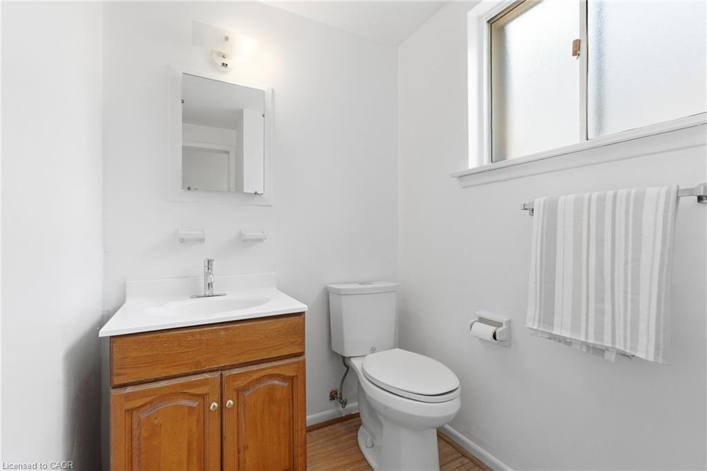 2469 Padstow Crescent Property Photo 29