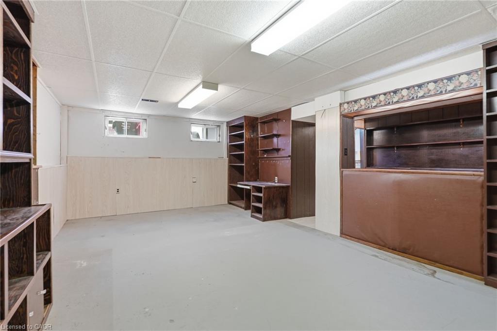 2469 Padstow Crescent Property Photo 33