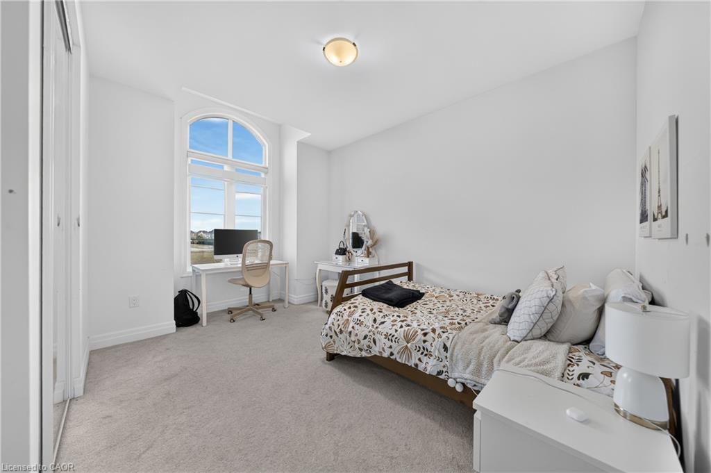 1404 Kovachik Boulevard Property Photo 32