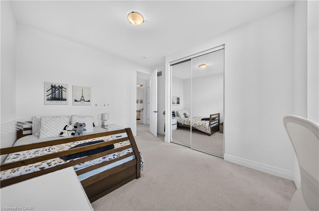 1404 Kovachik Boulevard Property Photo 33
