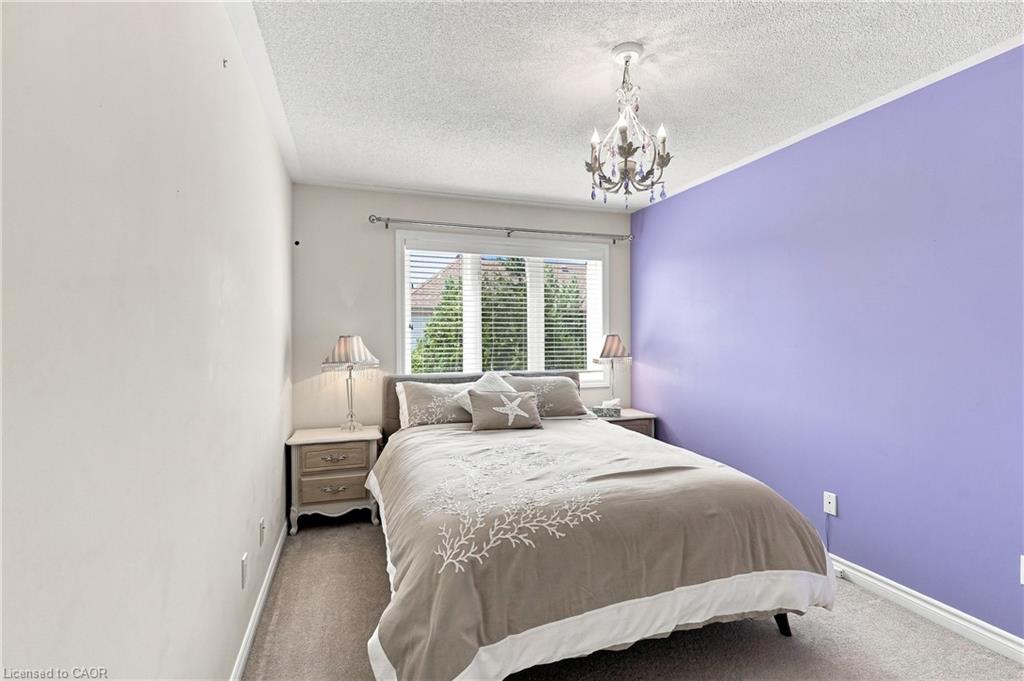 1050 Ryckman Common Property Photo 15