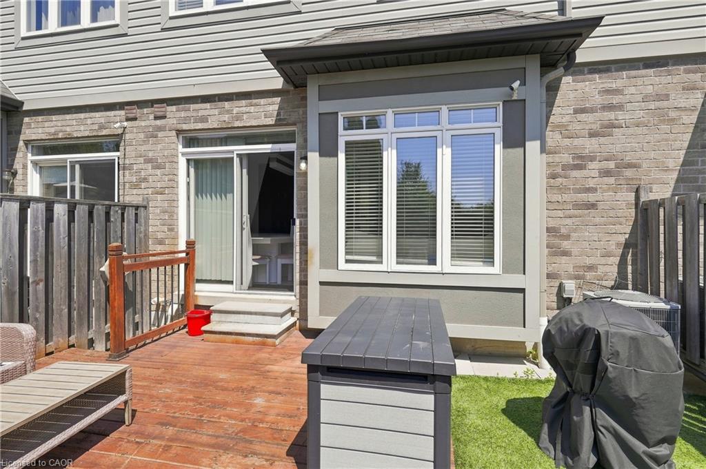 1050 Ryckman Common Property Photo 23