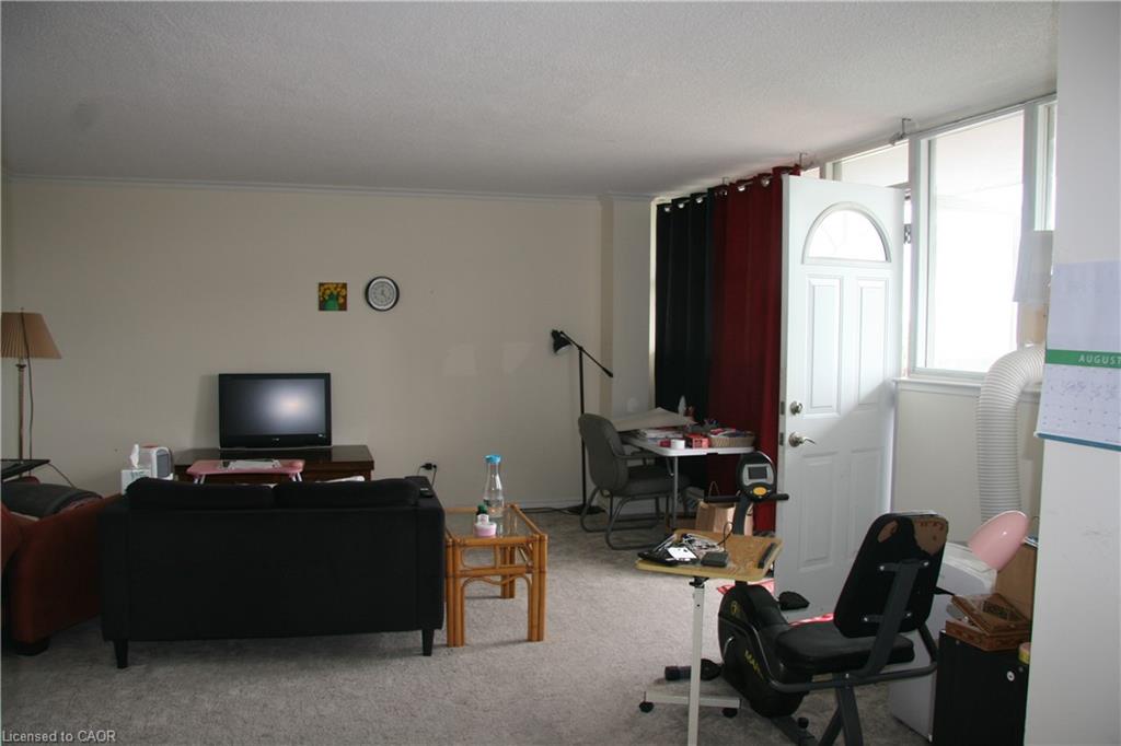 406-215 Glenridge Avenue Property Photo 14