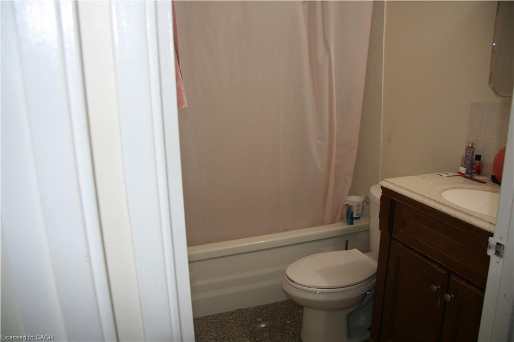 406-215 Glenridge Avenue Property Photo 15