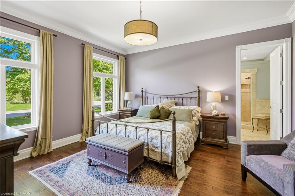 411 Nassau Street Property Photo 16