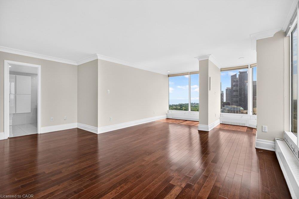 2901-2045 Lake Shore Boulevard W Property Photo 24