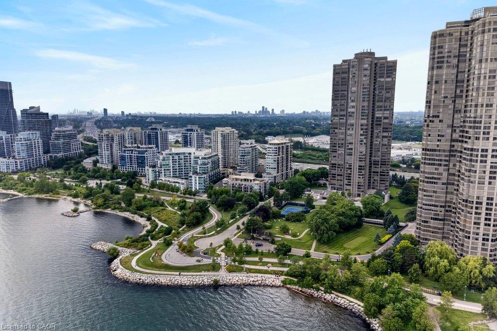 2901-2045 Lake Shore Boulevard W Property Photo 37