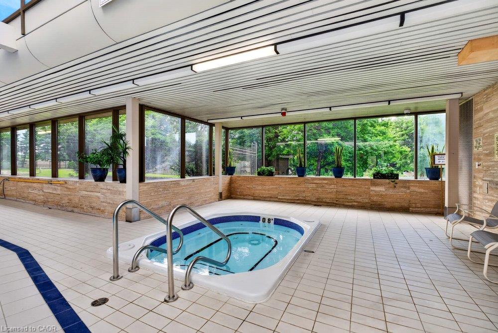 2901-2045 Lake Shore Boulevard W Property Photo 40
