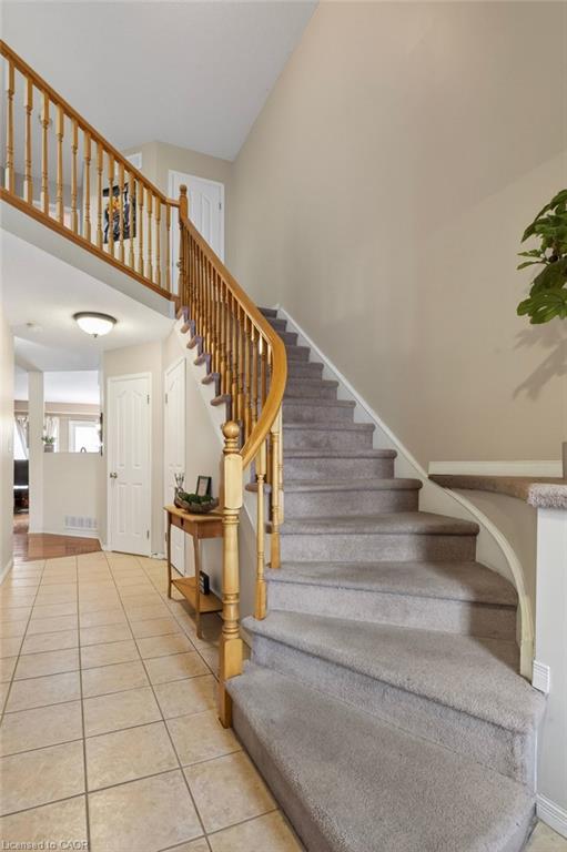 29-10 Cadham Boulevard Property Photo 3