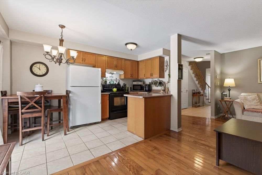 29-10 Cadham Boulevard Property Photo 7