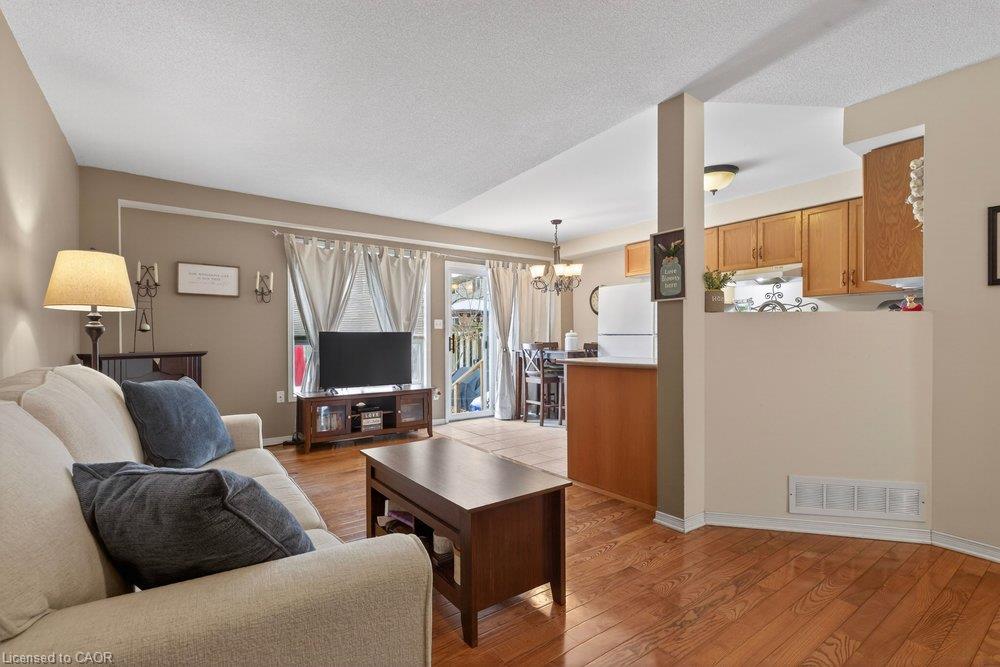 29-10 Cadham Boulevard Property Photo 8