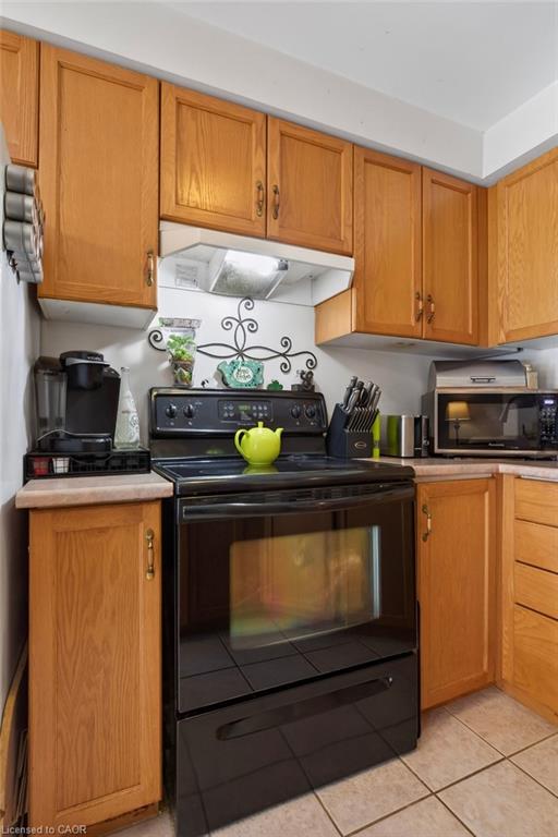 29-10 Cadham Boulevard Property Photo 12