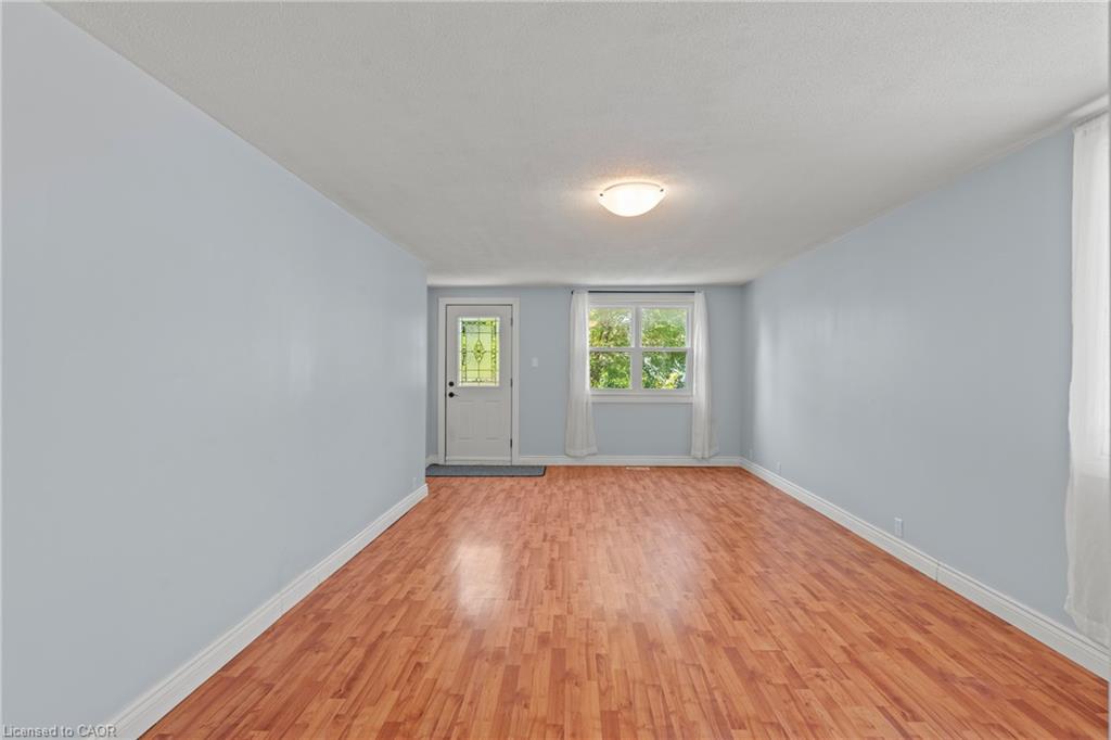 123 Morton Avenue Property Photo 9