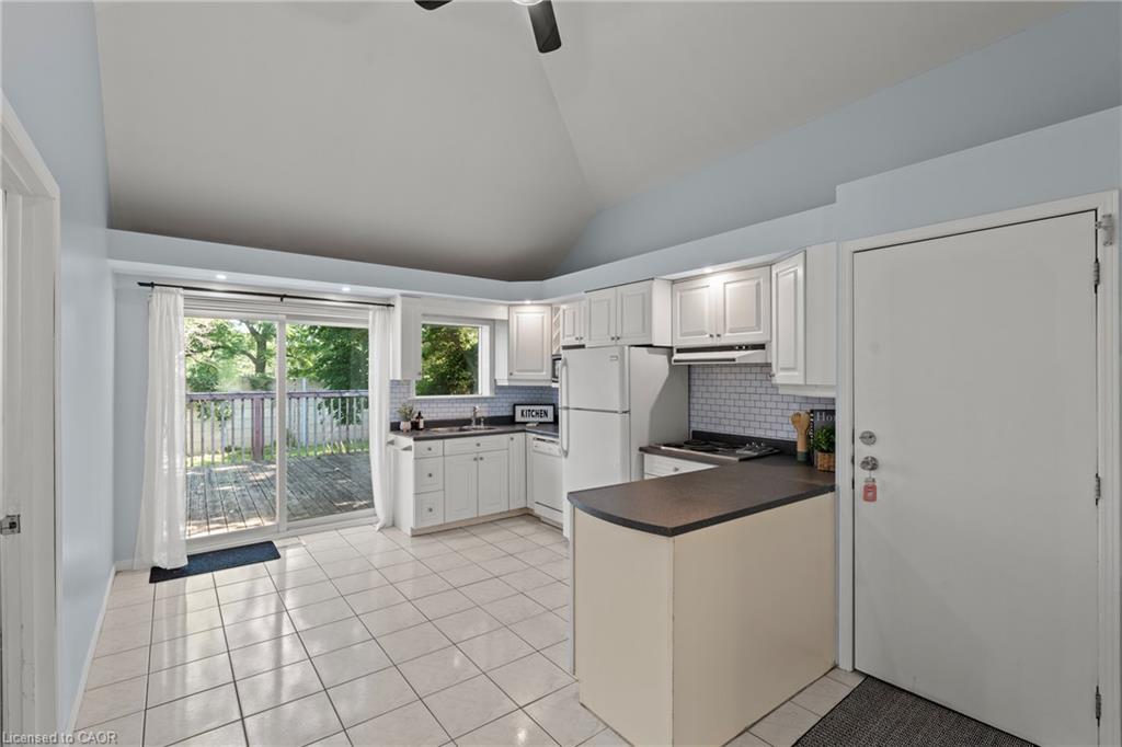 123 Morton Avenue Property Photo 17