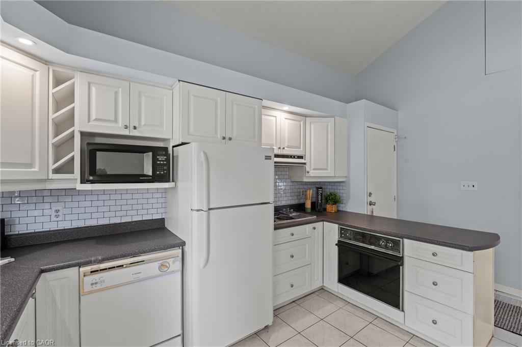 123 Morton Avenue Property Photo 21