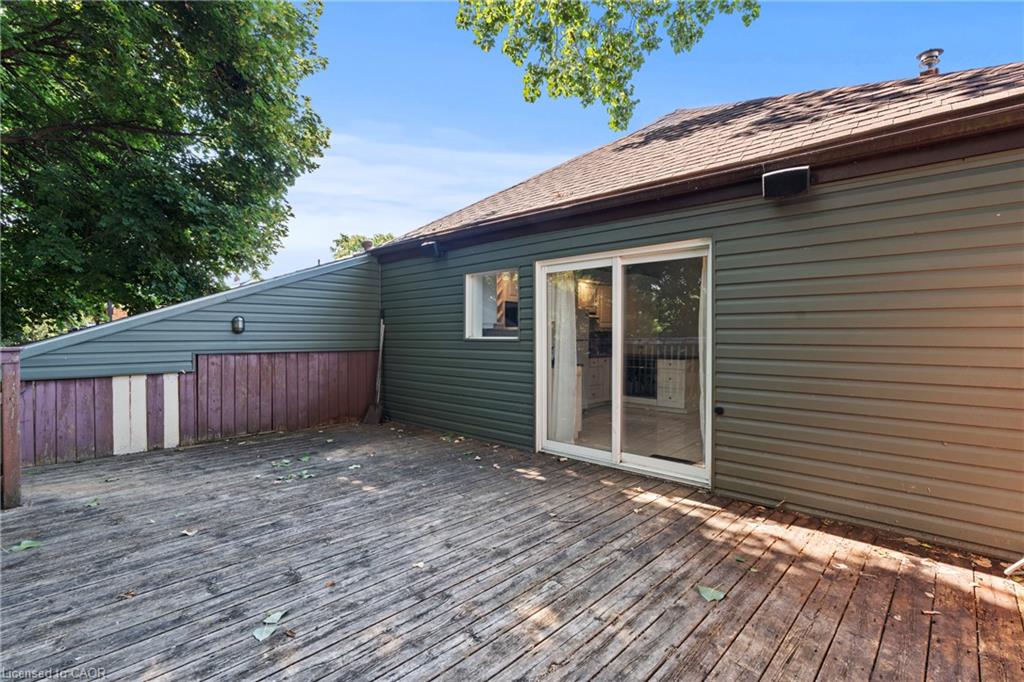 123 Morton Avenue Property Photo 39