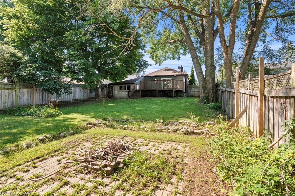 123 Morton Avenue Property Photo 42