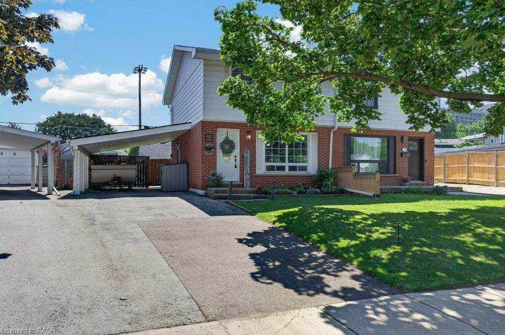 60 Elford Crescent Property Photo 2