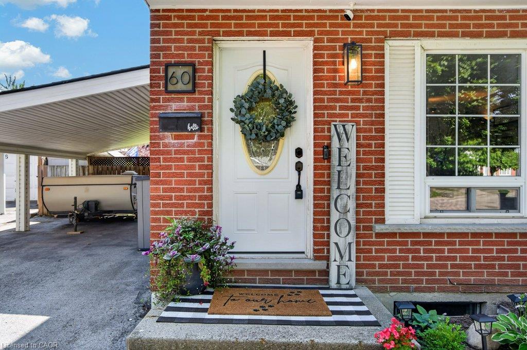 60 Elford Crescent Property Photo 4