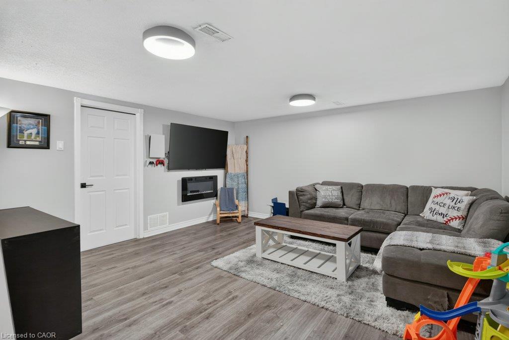 60 Elford Crescent Property Photo 31