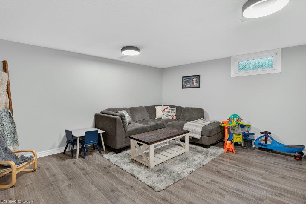 60 Elford Crescent Property Photo 32