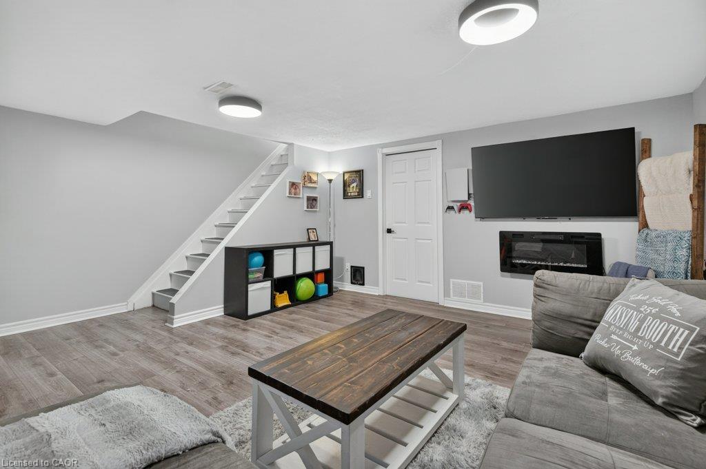 60 Elford Crescent Property Photo 33