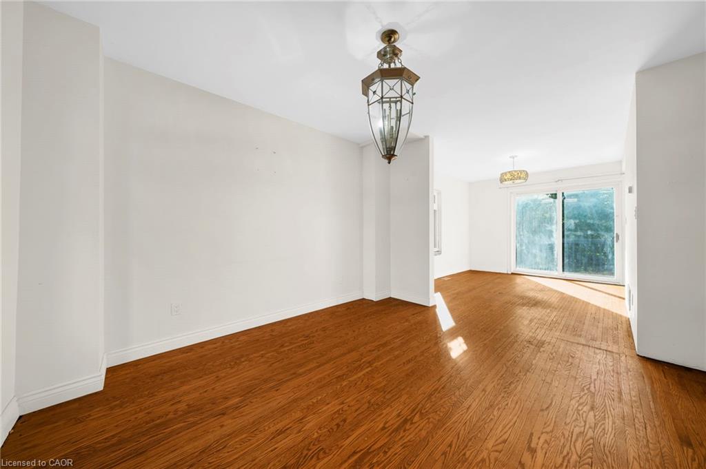 43 Perry Street Property Photo 9