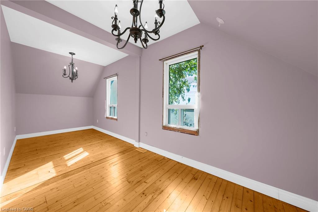 43 Perry Street Property Photo 23