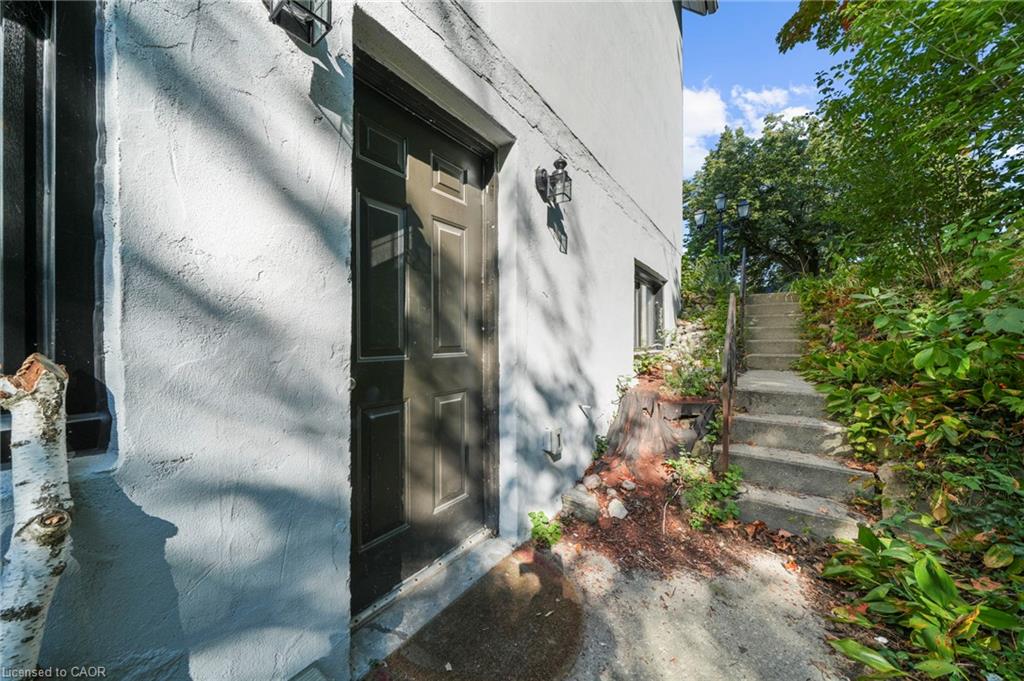 43 Perry Street Property Photo 38