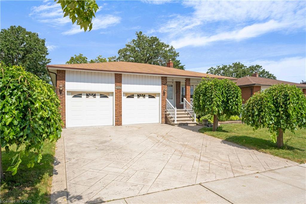 2535 Privet Crescent Property Photo 4