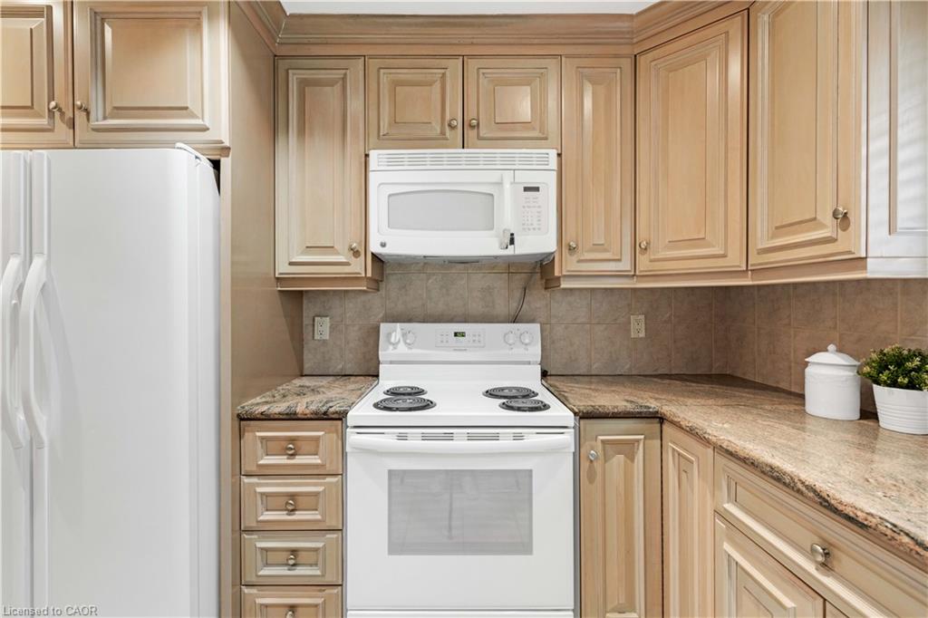 2535 Privet Crescent Property Photo 14