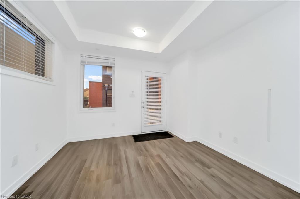 29-869 Wilson Avenue Property Photo 9
