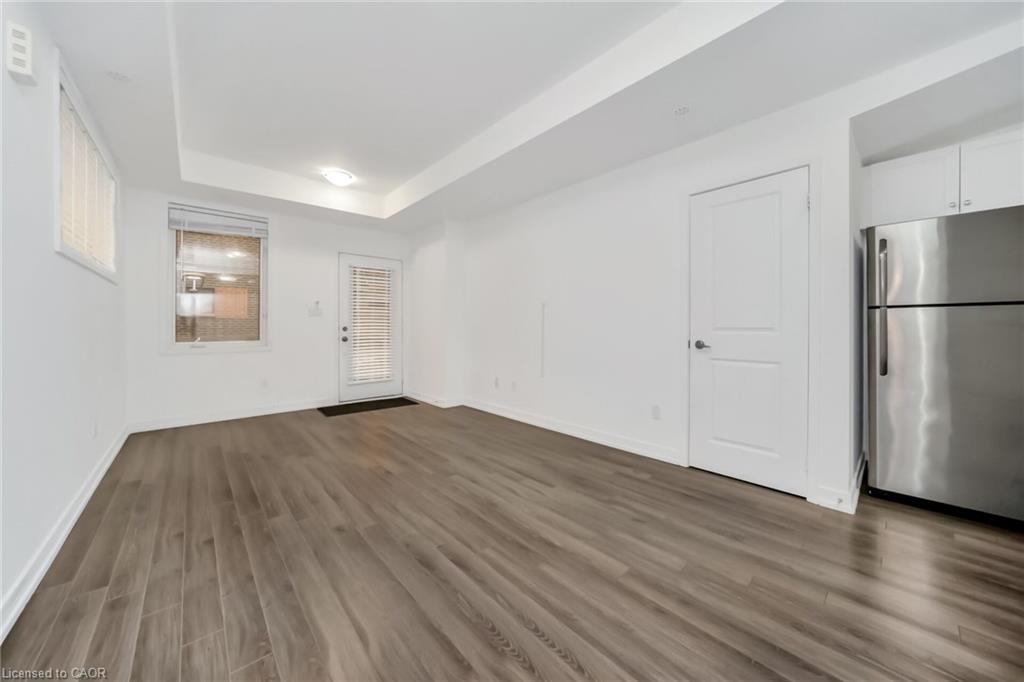 29-869 Wilson Avenue Property Photo 10