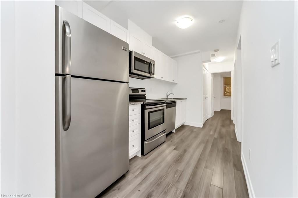 29-869 Wilson Avenue Property Photo 11