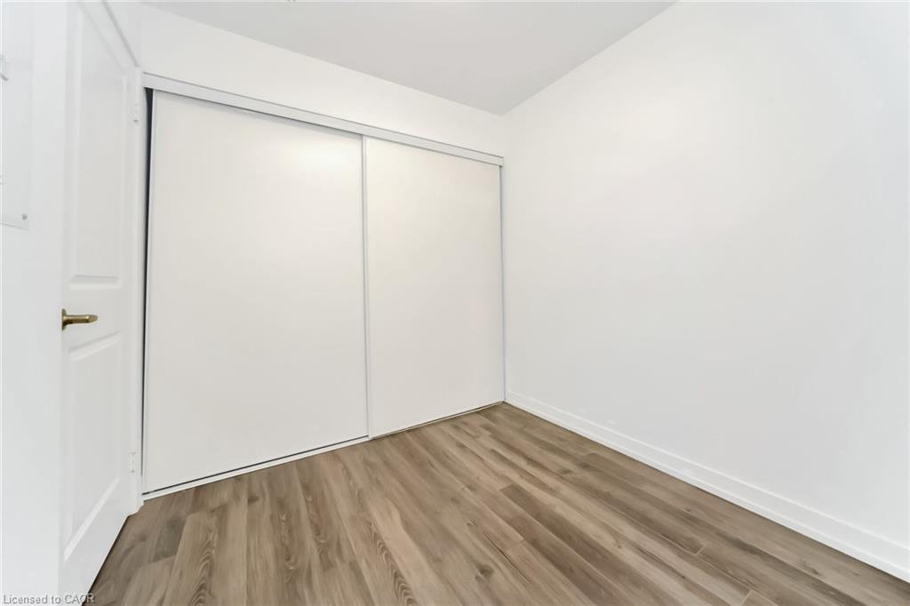 29-869 Wilson Avenue Property Photo 16