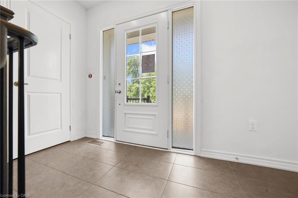 3205 Mosley Street Property Photo 6