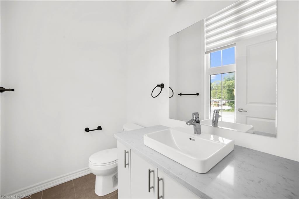3205 Mosley Street Property Photo 7