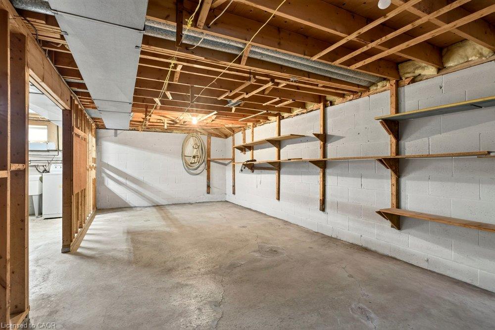 118 Pottruff Road S Property Photo 43