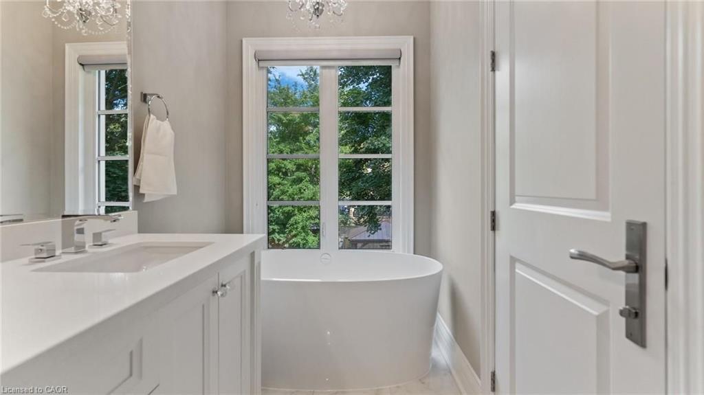 81 Brock Street Property Photo 38