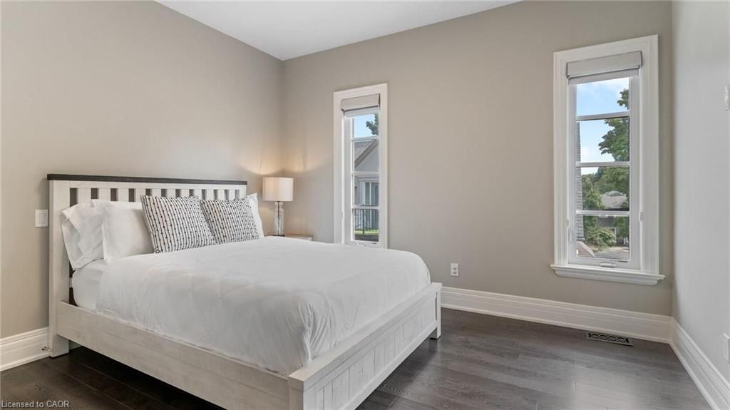 81 Brock Street Property Photo 40