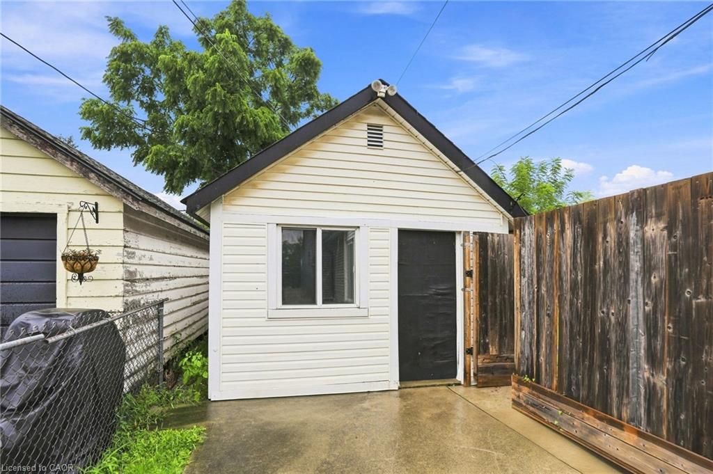 4 Hilda Street Property Photo 5