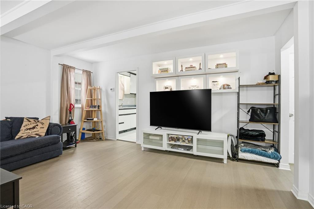 4 Hilda Street Property Photo 8