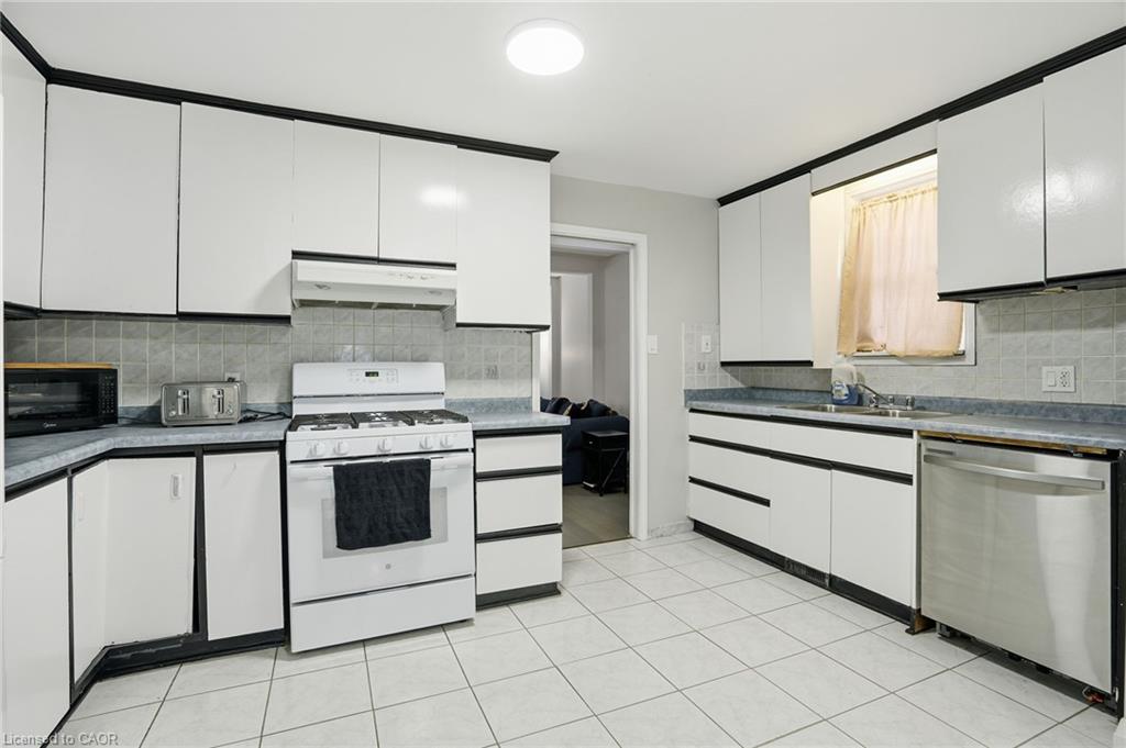 4 Hilda Street Property Photo 13
