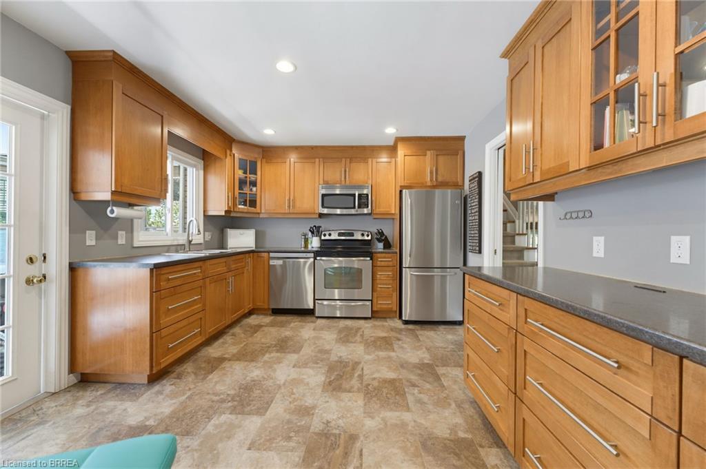 5 Marigold Street Property Photo 8