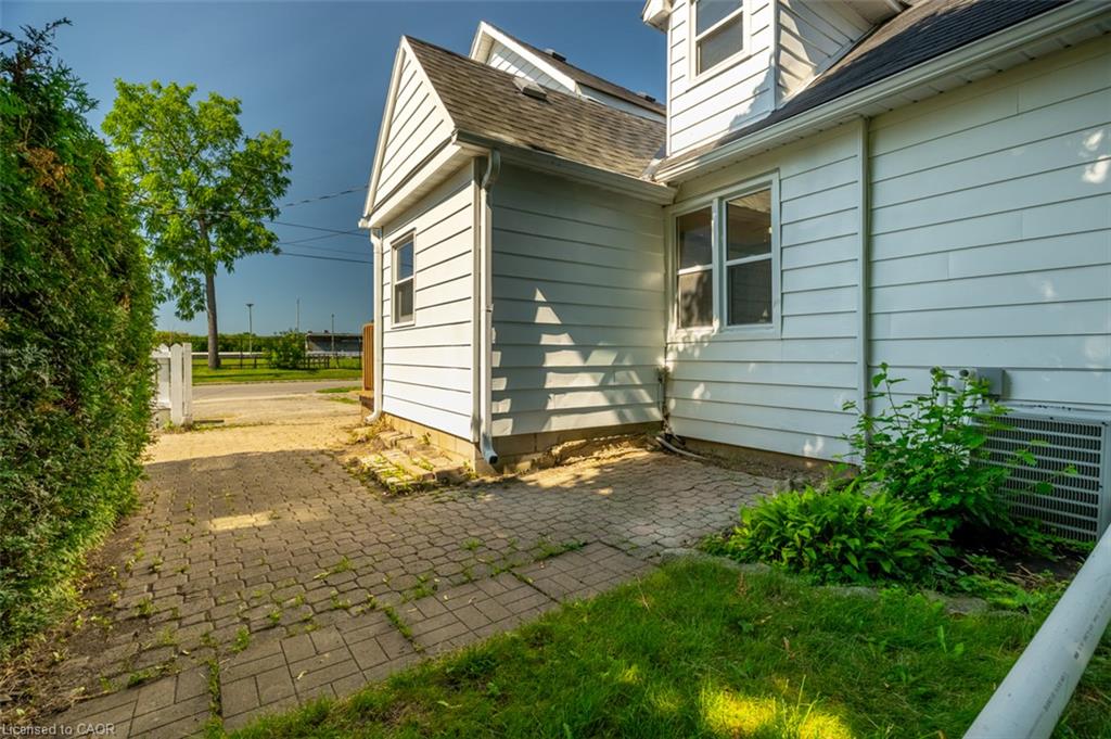 A-173 Thomas Street Property Photo 3