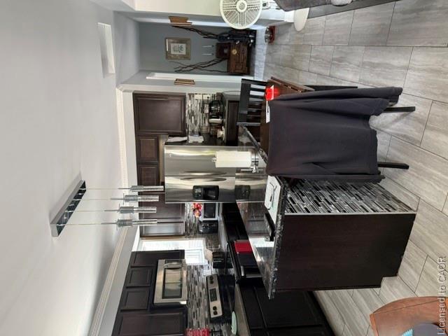 93 Cloverdale Avenue Property Photo 40